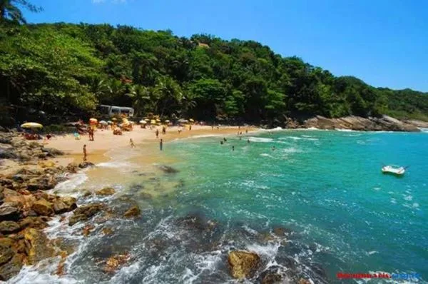 Ilha das Cabras - passeio de lancha em Guarujá